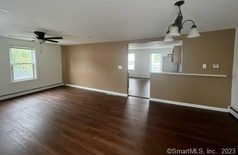 32 Pulaski St, Norwich CT  06351-2305 exterior