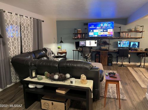 11855 Wagon Trail Rd, Tucson, AZ 85749-8602