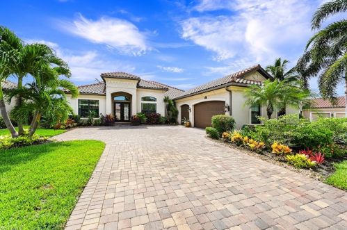 9416 Italia Way, Naples, FL 34113-7734