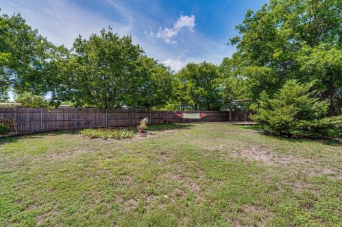 1511 Walnut Grv Rd, Midlothian TX  76065-4749 exterior