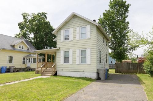28 3rd St, Bristol, CT 06010-5364