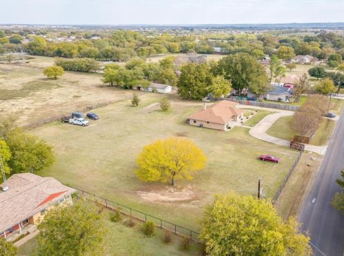 919 Oak Grove Rd, Burleson, TX 76028-6824