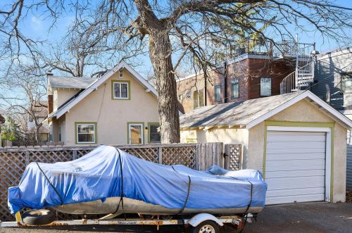 4821 Upton Ave, Minneapolis MN 55410-1806 exterior