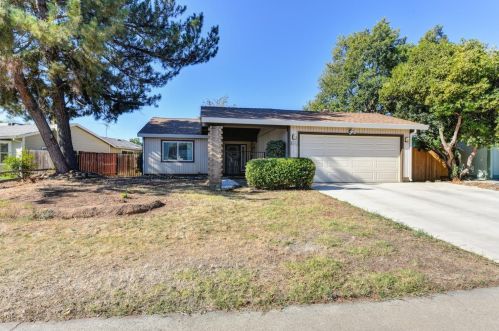 2420 Berrywood Dr, Rancho Cordova CA  95670-5204 exterior