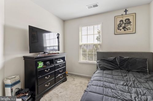 139 Old Cedarbrook Rd, Wyncote PA  19095-2038 exterior