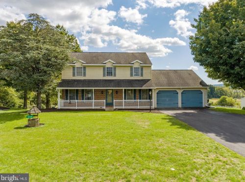 220 Whitehall Rd, Swartzville, PA 17569-9738
