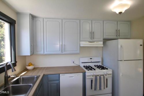 2810 Los Olivos Ln, Glendale CA 91214-2829 exterior