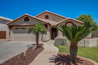 7414 Fleetwood Ln, Glendale, AZ 85303-3028