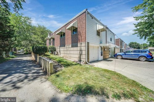 432 Wyndom Ter, Holmes PA  19043-1127 exterior