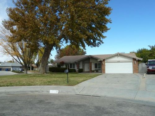 2707 Safe Cir, Lancaster, CA 93536-6048