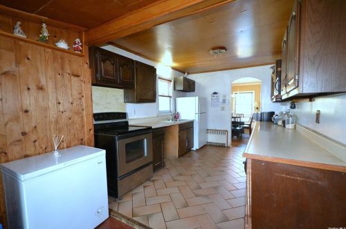 1683 Straight Path, Wheatley Heights, NY 11798-1913