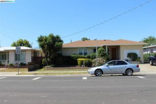 125 Atherton Ave, West Pittsburg, CA 94565-4820