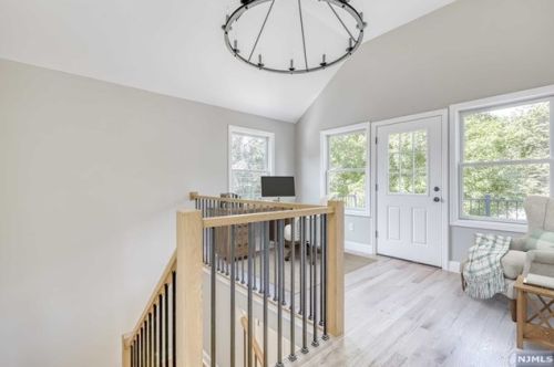 441 Northern Pkwy, Ridgewood NJ  07450-1720 exterior