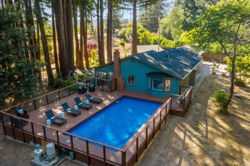 12675 Fiori Ln, Sebastopol CA  95472-9571 exterior