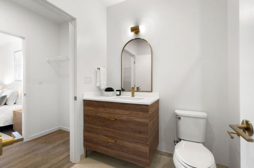 1525 Commonwealth Ave, Boston MA  exterior