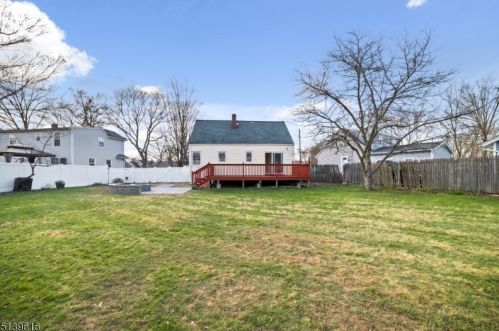 8 Mary Ln, Fanwood NJ  07023-1009 exterior