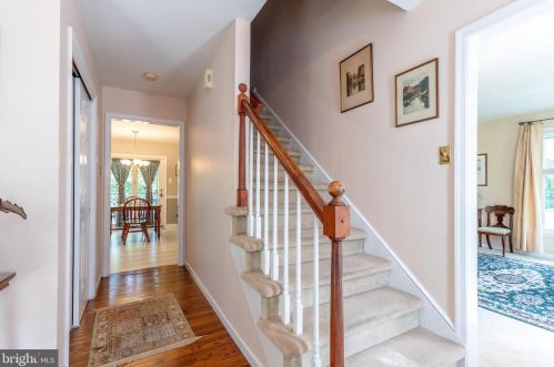 235 Leaman Rd, Cochranville, PA 19330-1619