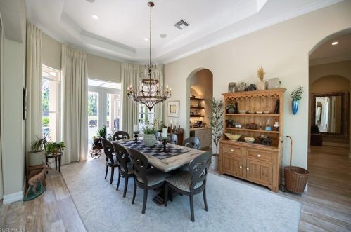 6610 Sable Ridge Ln, Naples FL  34109-0526 exterior