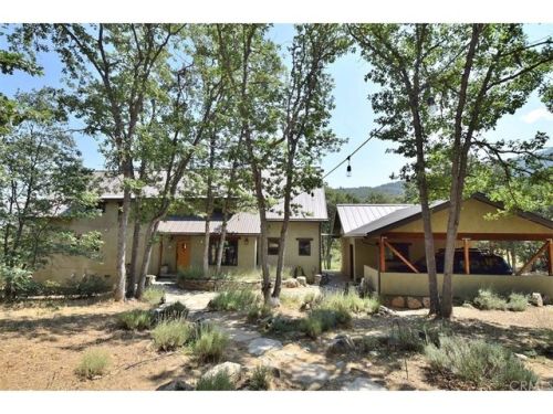 5900 Schulmeyer Gulch Rd, Yreka, CA 96097-9787