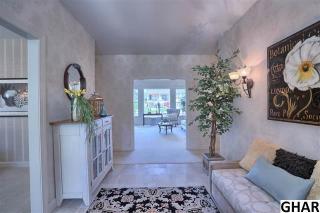 1229 Hillside Dr, Carlisle PA  17013-3590 exterior