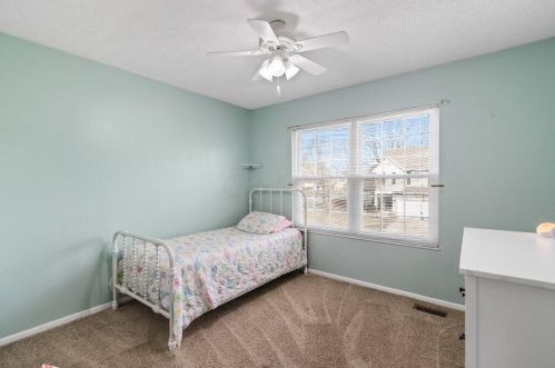 221 Bent Tree Ln, Pataskala OH  43062-8111 exterior