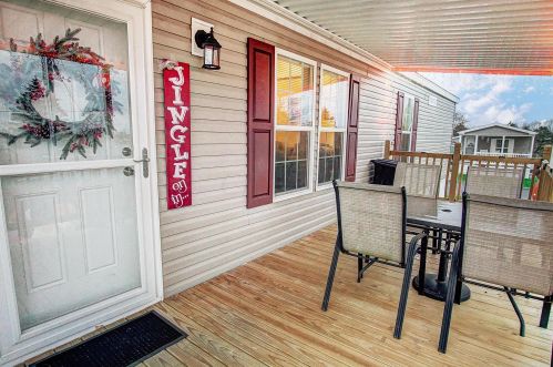 4795 Snowdrift Ln, Zanesville OH  43701-7098 exterior