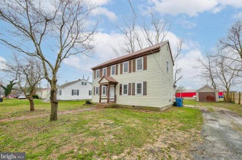 108 Oak Lane Dr, Laurel, DE 19956-1424