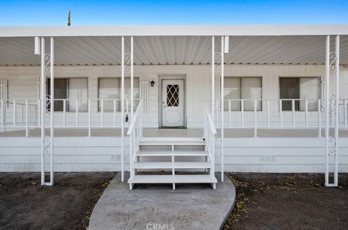 19841 Grand Ave, Lake Elsinore CA  92530-6432 exterior