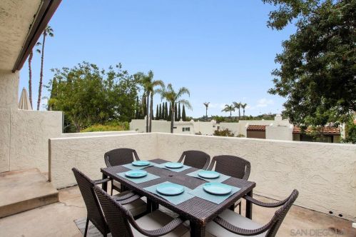 6787 Caminito Del Greco, San Diego CA 92120-2221 exterior