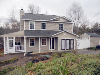 6028 Autumn Oaks Ln, Knoxville, TN 37921-3938