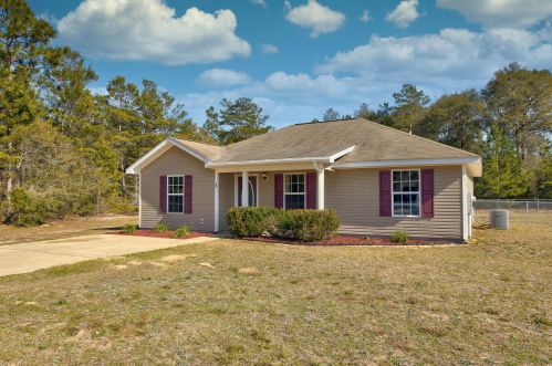 57 Clay Basket Ct, Defuniak Springs, FL 32433-5095