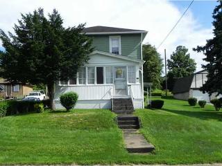 747 Bunola River Rd, Elizabeth, PA 15037-1074