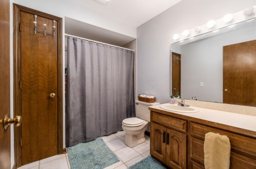 1320 Old Springfield Rd, London OH  43140-9202 exterior