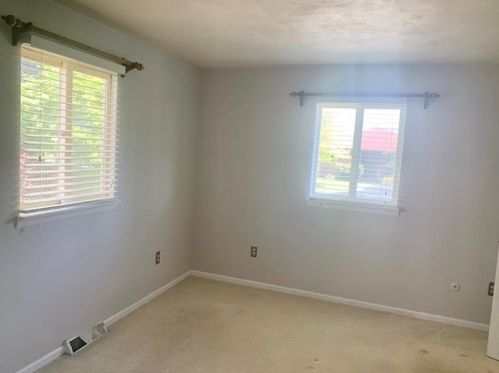 724 Walnut St, Latrobe PA  15650-2032 exterior