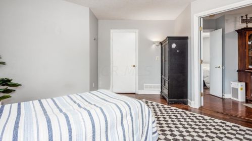 21 Buckeye Blvd, Pataskala OH  43062-8465 exterior