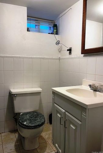 311 Rich Ave, Mount Vernon NY  10552-3010 exterior