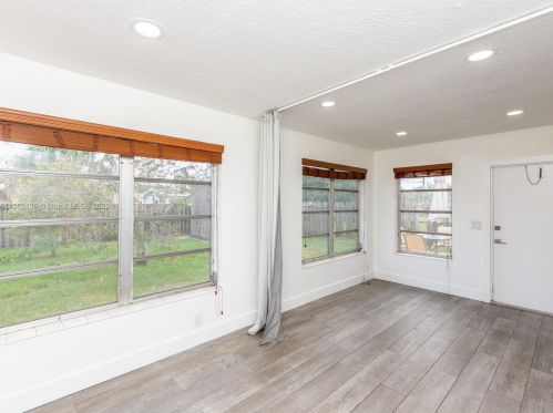 7891 11th St, Hollywood FL 33024-5148 exterior