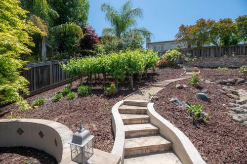 7145 Lahinch Dr, Gilroy CA  95020-3058 exterior