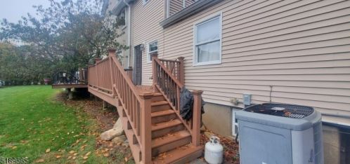 196 Kingston Rd, Parsippany NJ  07054-3113 exterior