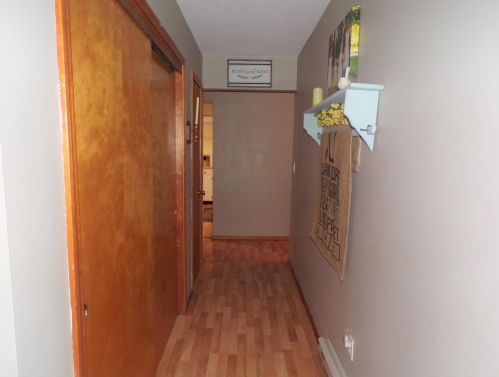 8 Willis Ct, Washington Ch OH  43160-1073 exterior