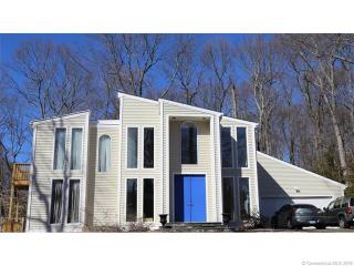 80 Fernwood Dr, Guilford CT  06437-2349 exterior