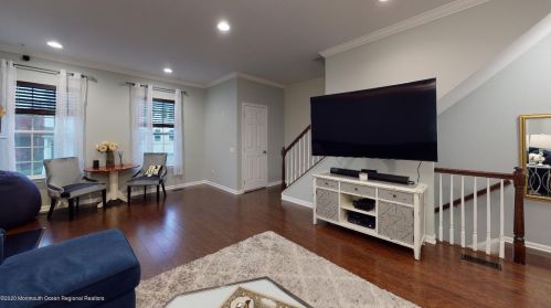 109 Beacon Ln, Tinton Falls, NJ 07724-2181