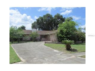 8402 Aden Ct, Orlando, FL 32817-2301