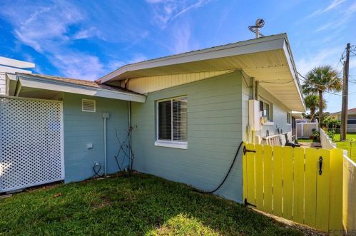 114 Imperial Hts Dr, Ormond Beach FL  32176-2348 exterior