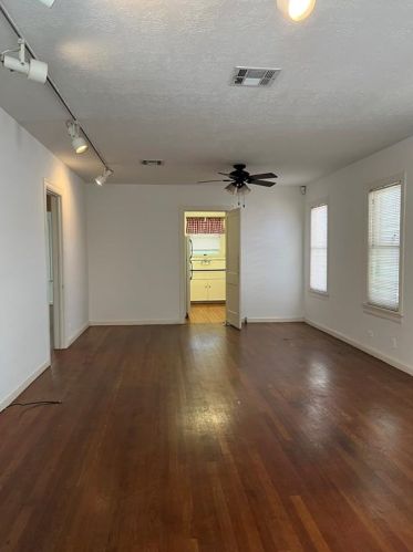 2011 33rd St, Galveston TX  77550-7501 exterior