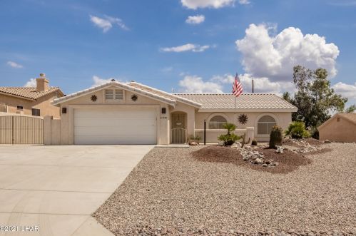 3760 Squaw Dr, Lake Havasu City, AZ 86406-7960