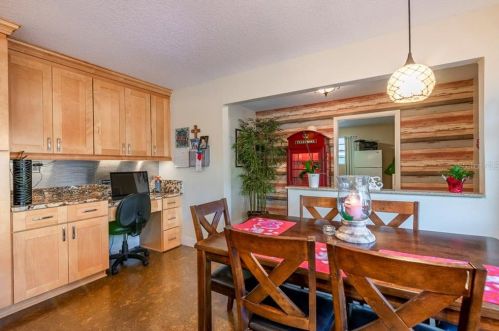 32009 Harris Rd, Tavares FL  32778-4643 exterior