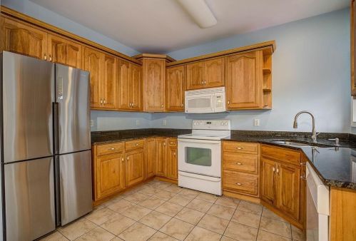 230 Northridge Dr, Miami OH  45056-8867 exterior