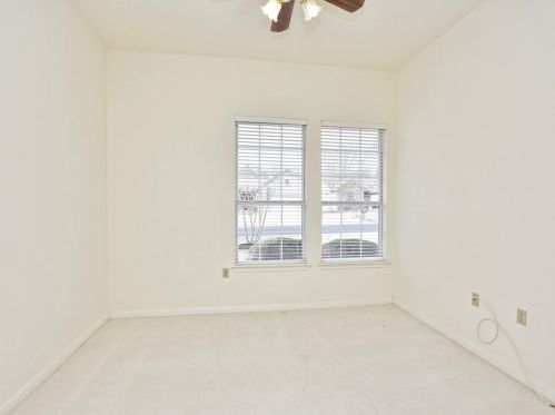 128 Enchanted Dr, Georgetown TX 78633-4534 exterior