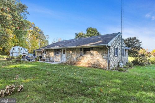 115 Sheppard Rd, Littlestown PA  17340-9697 exterior